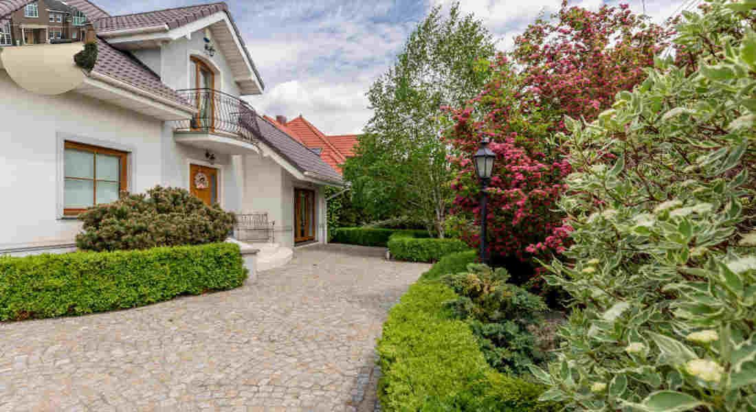 does a new driveway add value to a house